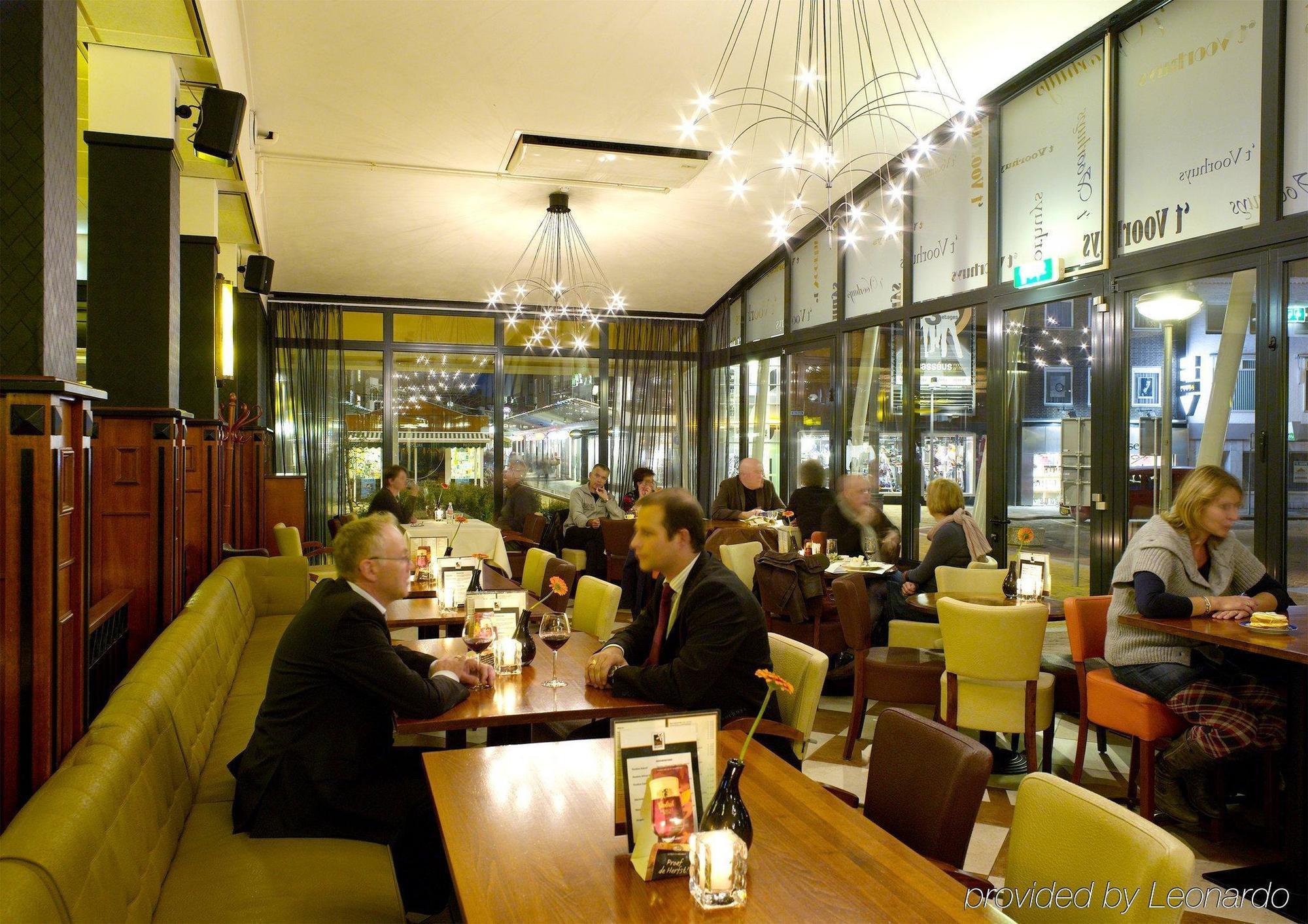 Hotel Restaurant Grandcafe 'T Voorhuys Emmeloord Restaurante foto